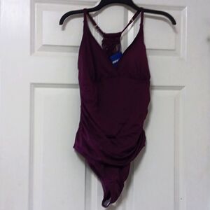 Hilor Womens WINE COLOR Halter One Piece Bathing Suits Macrame Back Swimsuits 14